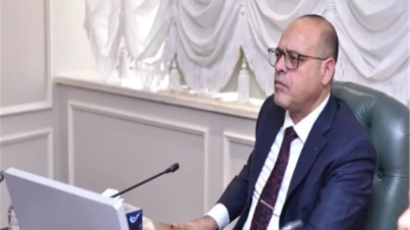 وزير العمل يبحث سبل التعاون مع مدير الأكاديمية العربية السعودية
