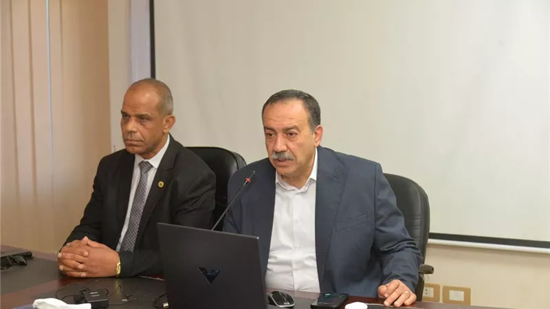 محافظ أسيوط يشهد الدورة التدريبية التي تنظمها المديرية المالية