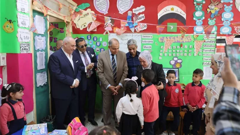 كدواني يُجرى جولة تفقدية بمدرسة بني مزار الرسمية للغات
