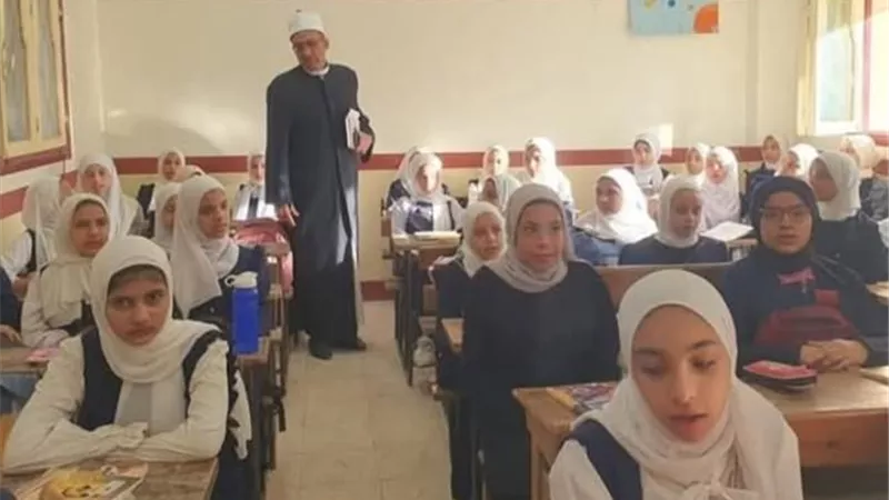 منطقة الغربية الأزهرية تتابع انطلاق اختبارات شهرى فبراير ومارس