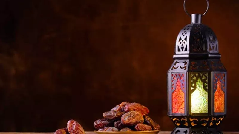 هل يجوز الجمع بين نية صيام القضاء وصيام 6 من شوال؟ الأزهر للفتوى يوضح
