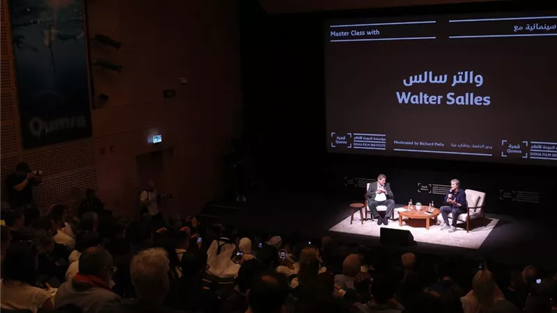 والتر ساليس: السينما نبض الهوية ودرع الذاكرة في وجه النسيان