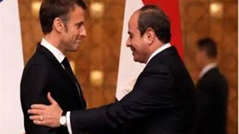 الرئيس السيسي يستقبل نظيره الفرنسي بقصر الاتحادية.. اليوم