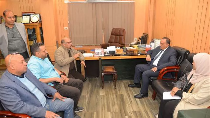محافظ أسيوط يؤكد تقديمه الدعم لتقديم خدمات صحية أفضل للمواطنين