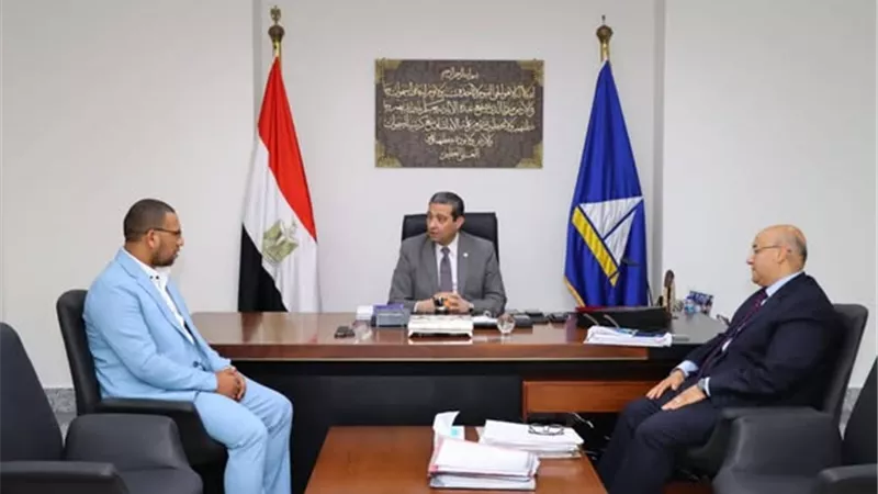 محافظ دمياط يستقبل مدير المساحة الجديد