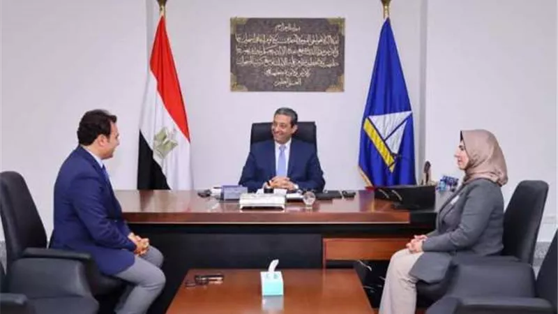 محافظ دمياط يستقبل مدير الشباب والرياضة الجديد