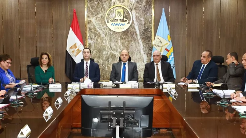 محافظ كفرالشيخ يبحث سبل تنمية مهارات مديري التخطيط الاستراتيجي