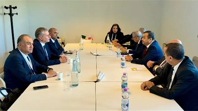 وزير البترول يبحث مع وزير الطاقة الجزائرى تسويق الغاز والهيدرجين