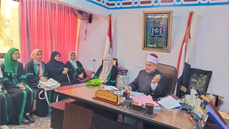 مدير مديرية أوقاف كفر الشيخ يجتمع بالواعظات وخطط دعوية متجددة