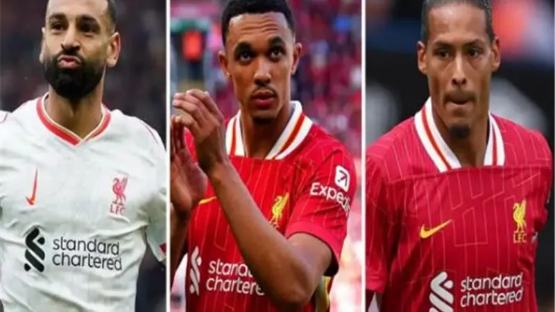 بن فوستر يلوم إدارة ليفربول بشأن التعامل مع صلاح وأرنولد وفان دايك