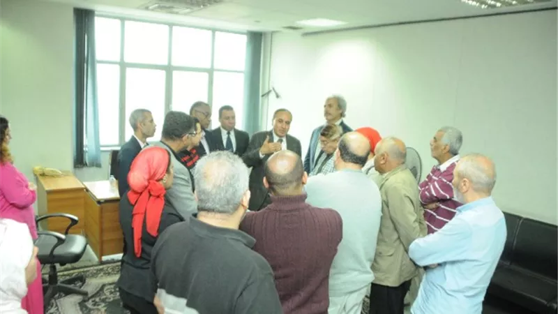 عبد المحسن سلامة في زيارة للجمهورية أون لاين والمساء وكتاب الجمهورية