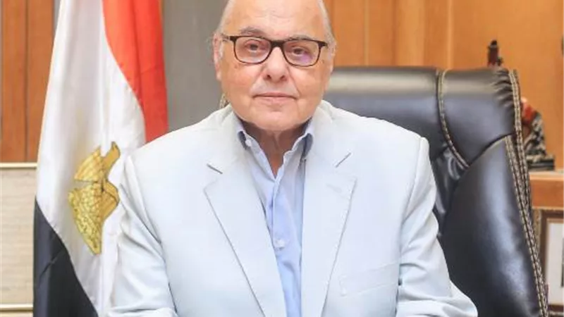 حزب الغد: الحشود فى العريش ورفح.. تعبير عن دعم الرئيس وإرادة المصريين