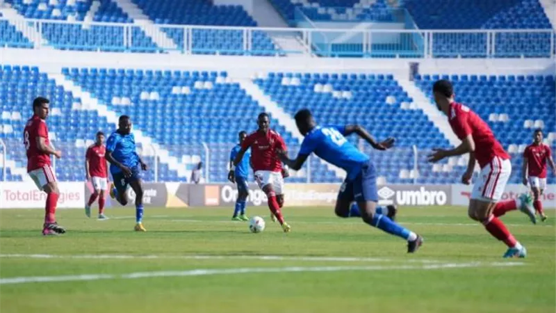 مرور 15 دقيقة.. التعادل السلبى سيد الموقف بين الأهلى والهلال
