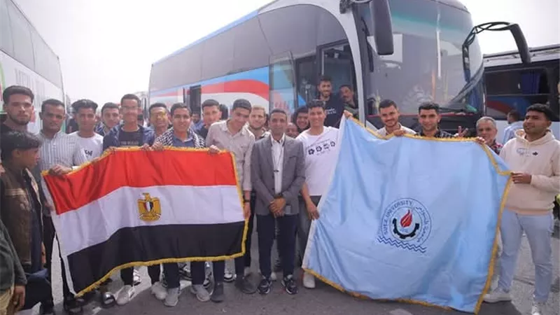 طلاب جامعة السويس من معبر رفح يؤكدون على مبدأ لا للتهجير