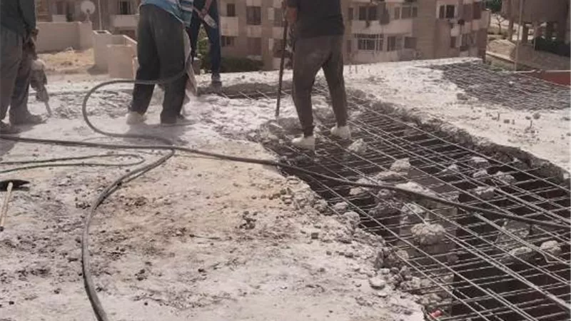 جهاز مدينة الشيخ زايد يزيل دور سكنى وتحويل المالك للنيابة.. صور