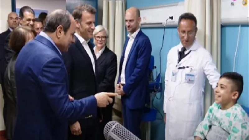 وزير الصحة يستعرض جهود مصر لدعم مُصابي غزة بمستشفى العريش