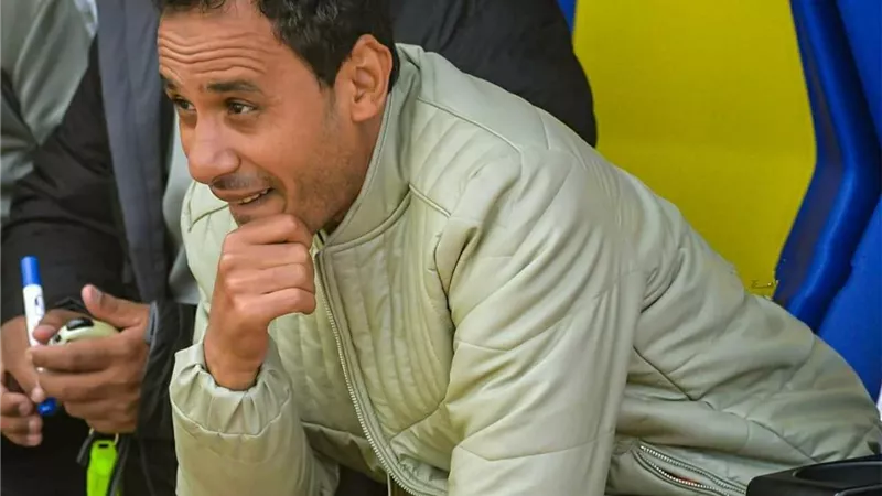 خطأ كبير .. شاهد طارق السيد يعلق علي استبعاد زيزو أمام ستلينبوش