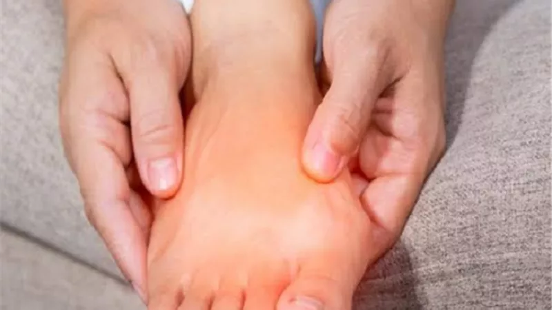 علامات تظهر على القدمين تنذر بالسكتة القلبية