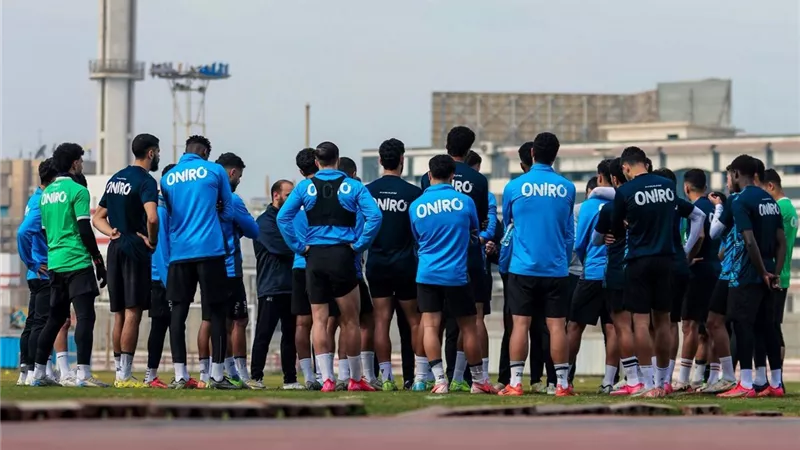 حقيقة مفاوضات الأهلي مع مدافع الزمالك