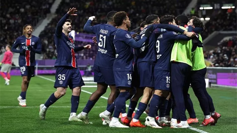 معلق مباراة باريس سان جيرمان وأستون فيلا اليوم بدوري أبطال أوروبا