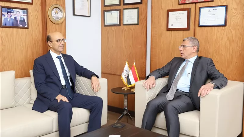 جامعة أسيوط توقّع ثلاثة بروتوكولات تعاون مع وكالة الفضاء المصرية