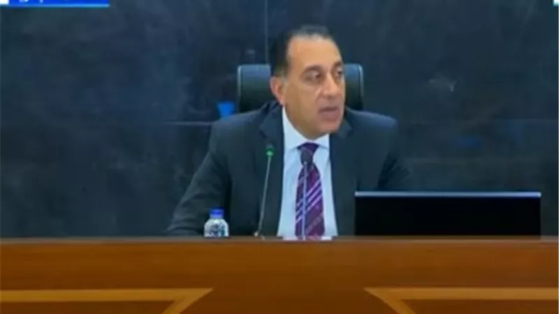رئيس الوزراء: العالم يشهد حالياً حرباً تجارية واقتصادية شاملة