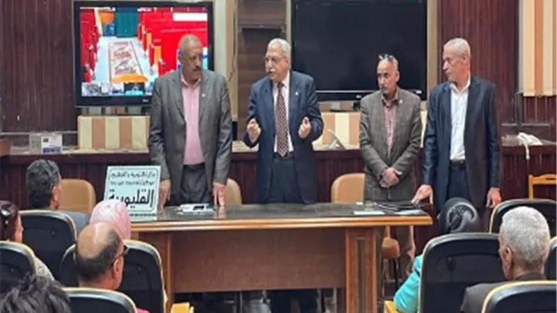 مدير تعليم القليوبية يُحذر من استخدام المدارس للدعاية الانتخابية