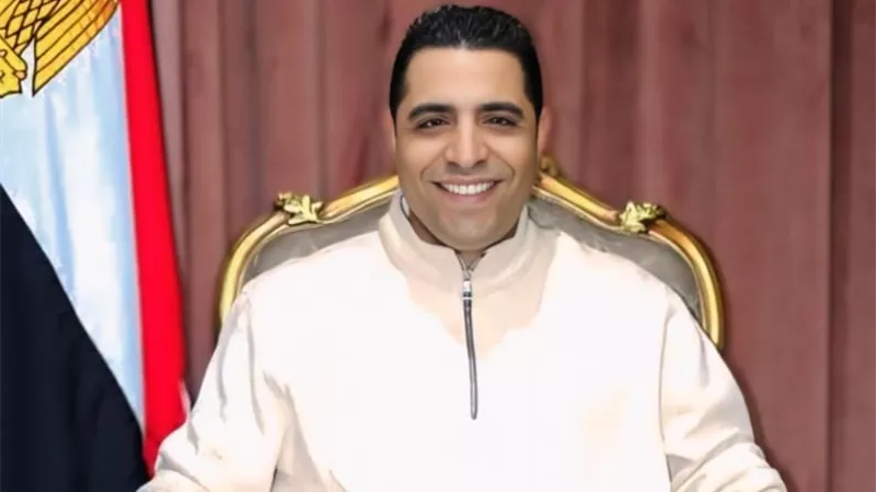 تامر عبدالمنعم يصدر قرارا بتعيين محمد عمر مديرا لمسرح البالون