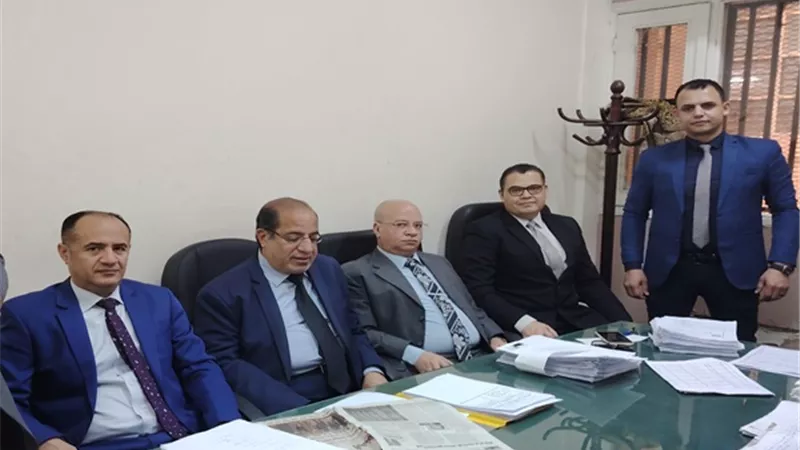 المعلم جمال يروج المزاج بمساعدة نجله والمحكمة عاقبتهما بالمشدد