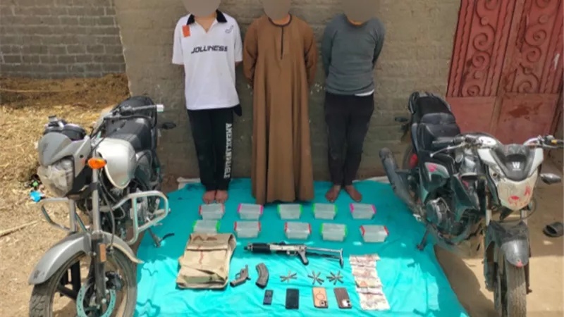 ضبط 3 شديدى الخطورة عقب تبادل لإطلاق النار مع الشرطة بسوهاج