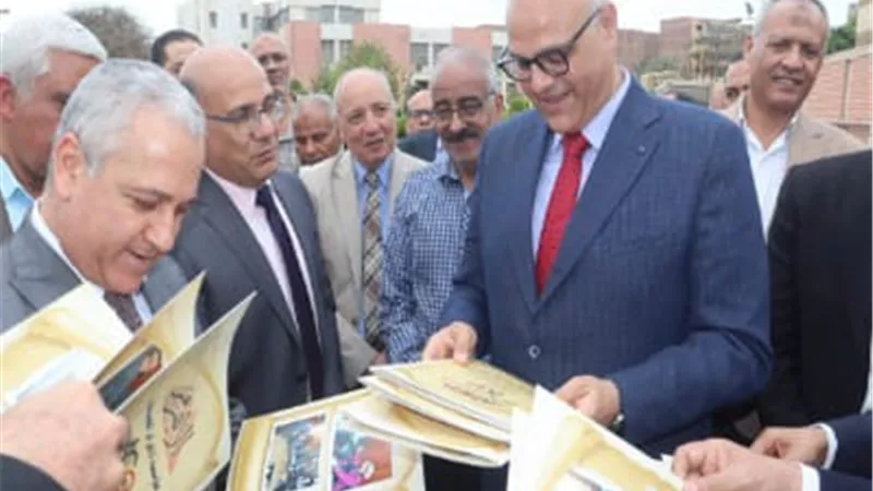 محافظ القليوبية يبحث سُبل التعاون مع رئيس الهيئة الوطنية للصحافة
