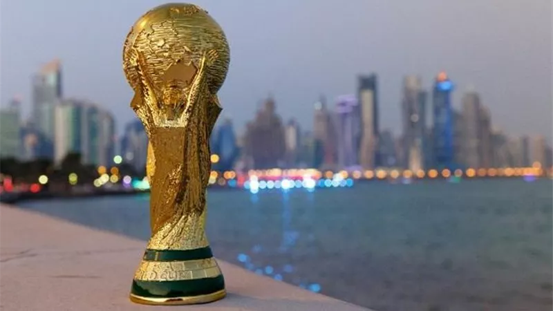 إقامة كأس العالم 2030 بمشاركة 64 منتخبا بدلا من 48