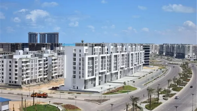 رئيس الوزراء يتفقد وحدات مبادرة 