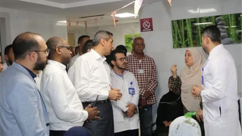 محافظ السويس يتفقد مستشفى دار صحة المراة والطفل بالهيئة العامة للرعاية