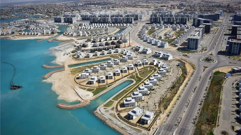 الإسكان تكشف عن خطة تسليم الوحدات السكنية في العلمين الجديدة