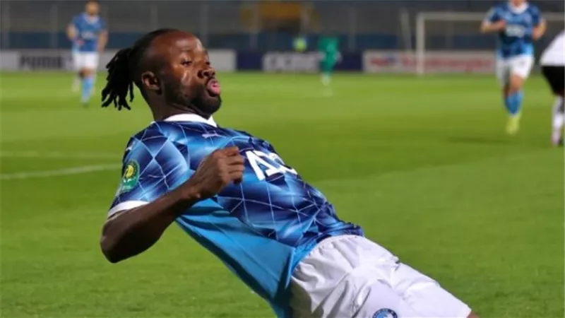 ماييلي يقود هجوم بيراميدز أمام الأهلي في الدوري