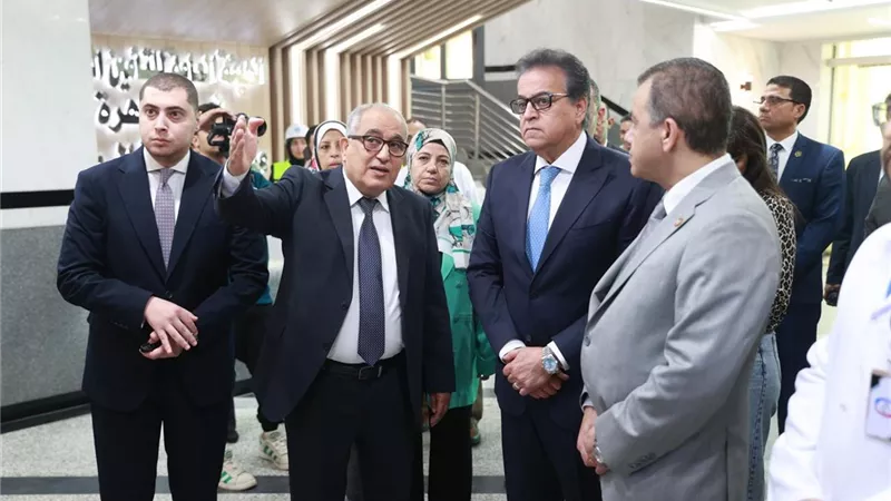وزير الصحة يوجه بتسليم قسم الرعاية المركزة الجديد بمستشفى أطفال مصر