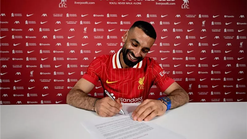 رومانو يكشف لماذا فضل محمد صلاح ليفربول على ملايين الدوري السعودي