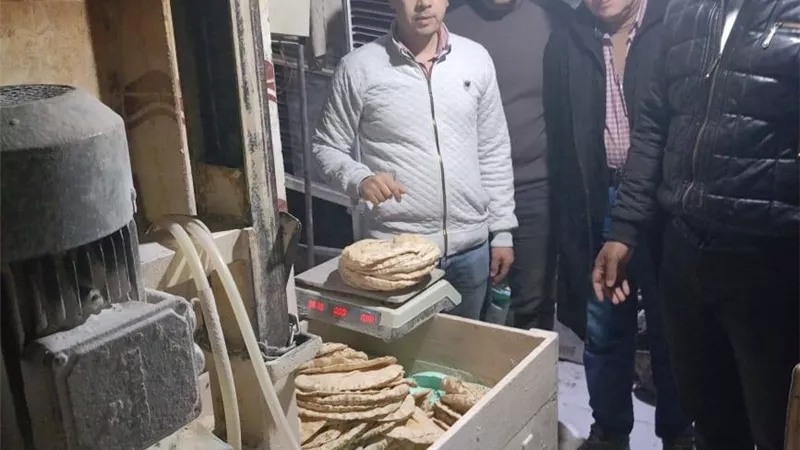 حملات تموينية على 10 مخابز واسواق مركزا بالبحيرة