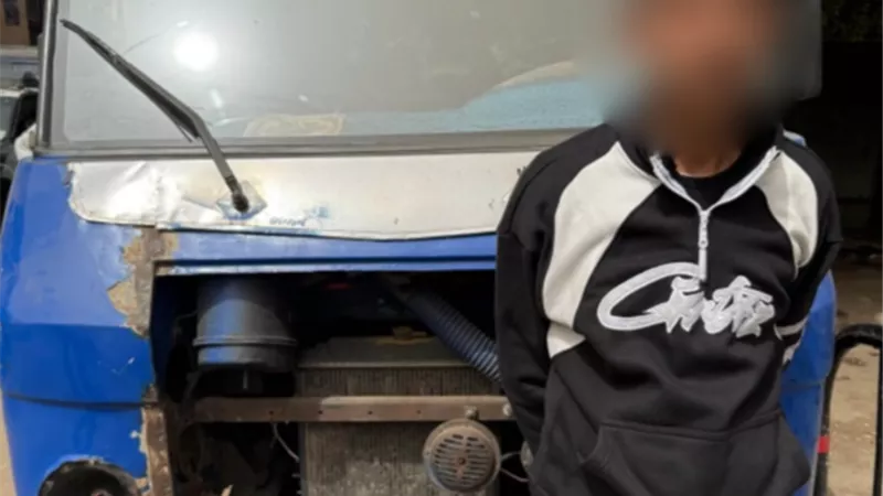 سائق الميكروباص دهس العامل وهرب .. والأمن ضبطه