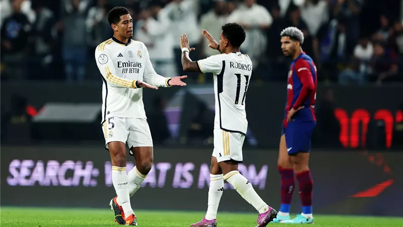 رابطة الليجا تعلن موعد كلاسيكو ريال مدريد وبرشلونة بالدوري