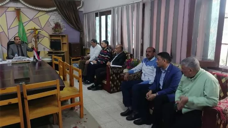 مدير تعليم قليوب يلتقى مديرى المراحل لبحث آليات العمل