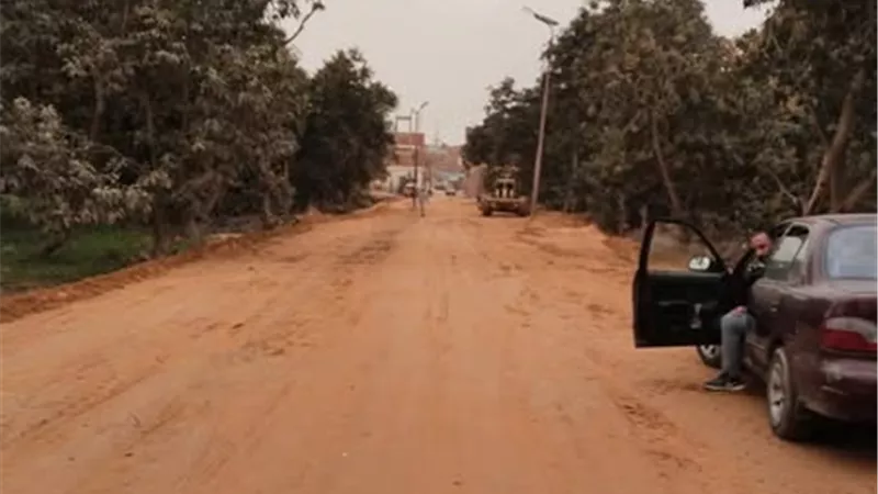 25 مليون جنيه لإنشاء طريق الحمادات السحارة بالإسماعيلية..صور