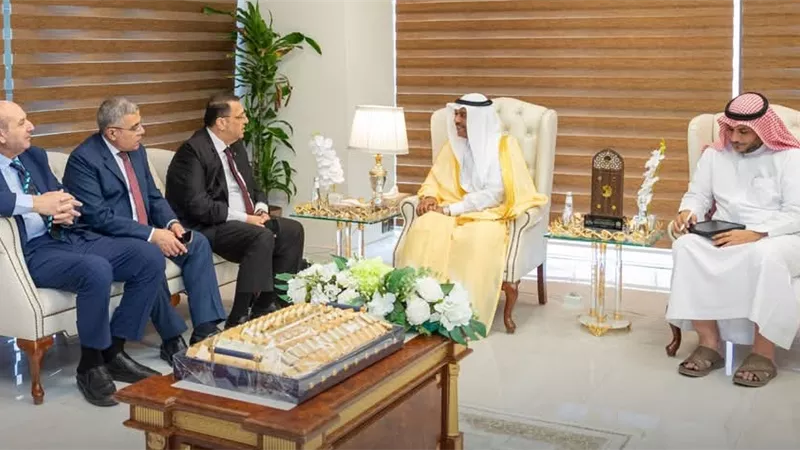 نائب وزير الحج و العمرة يبحث ترتيبات شئون الحجاج المصريين