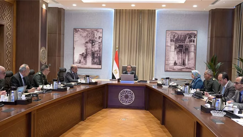 مدبولى يُتابع موقف توصيل المرافق لمشروعات الاستصلاح الزراعي في الدلتا الجديدة