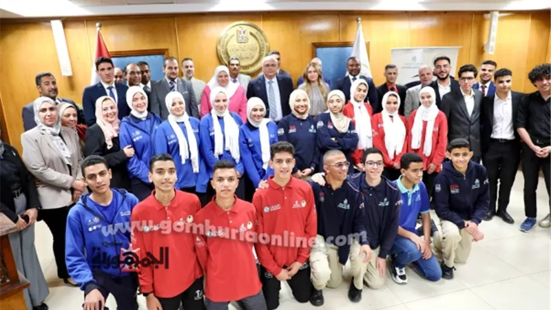 التعليم تكرّم الطلاب المتميزين بمدارس التكنولوجيا التطبيقية