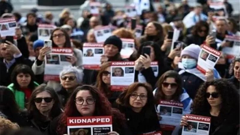 هيئة عائلات المحتجزين: نطالب نتنياهو بكشف تطورات مفاوضات التبادل