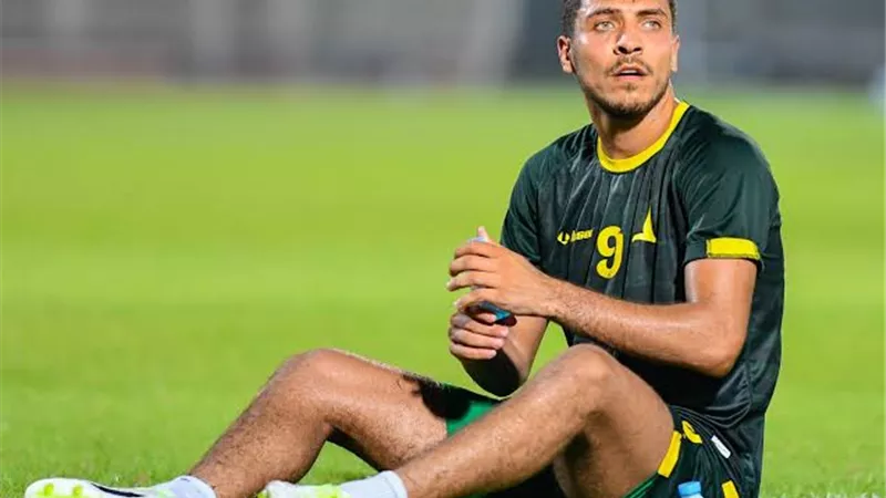 محمد شريف هو من عرض نفسه على الزمالك .. إعلامي يؤكد