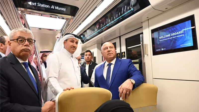 كامل الوزير يزور مترو الرياض ويبحث آفاق التعاون الصناعي مع السعودية