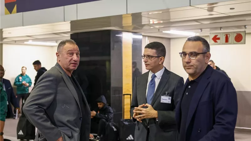 وفد السفارة المصرية في جنوب إفريقيا يستقبل بعثة الأهلي